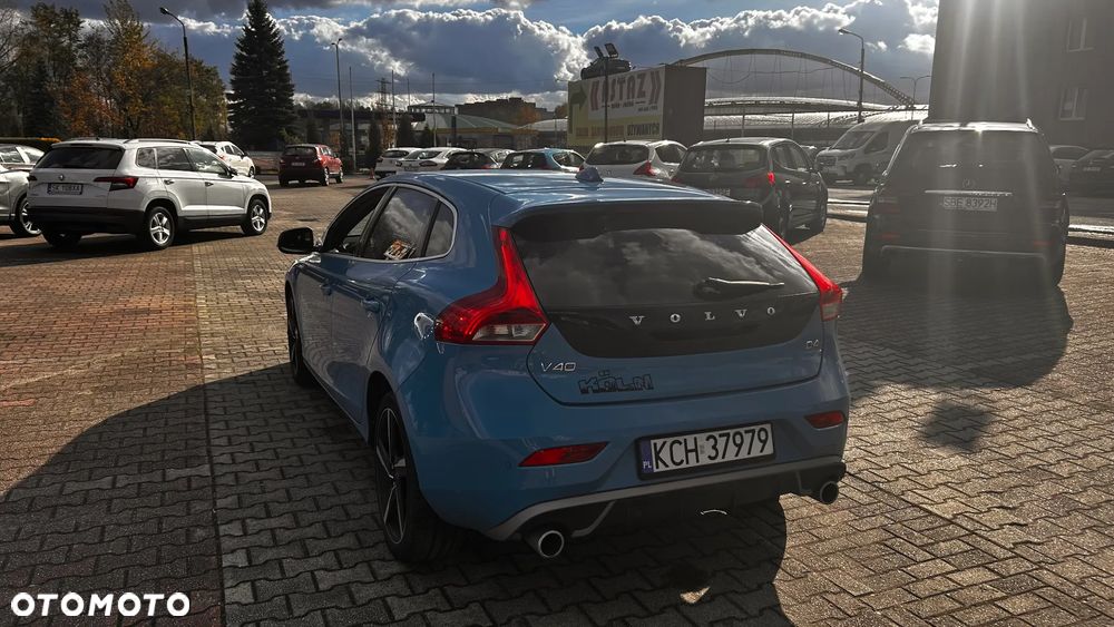 Volvo V40 D4 Drive-E R-Design Summum - 8
