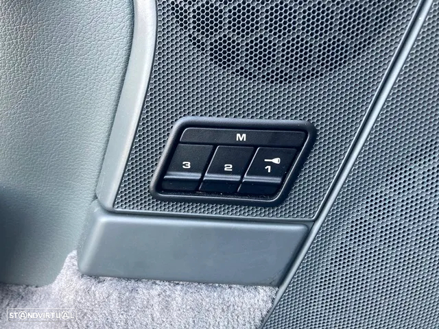 Porsche 911 (997) Carrera 4 S - 28