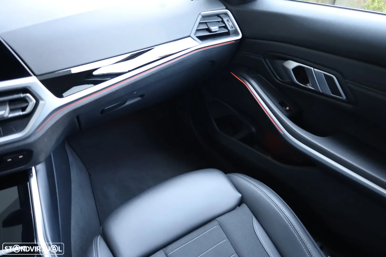 BMW 318 d Touring Line Sport Auto - 33