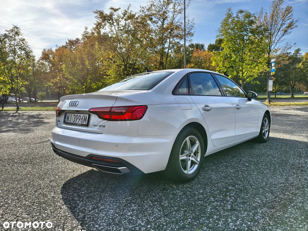 Audi A4 Limousine - 3