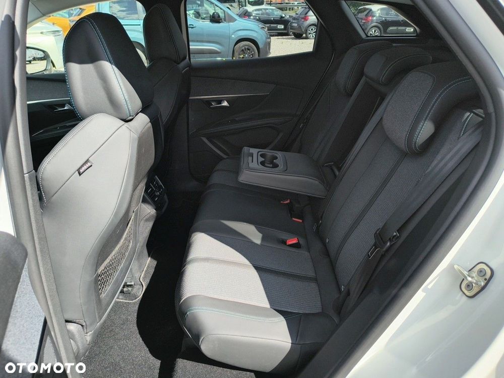 Peugeot 3008 - 10