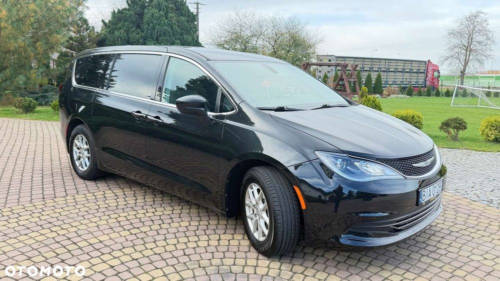 Chrysler Pacifica - 14