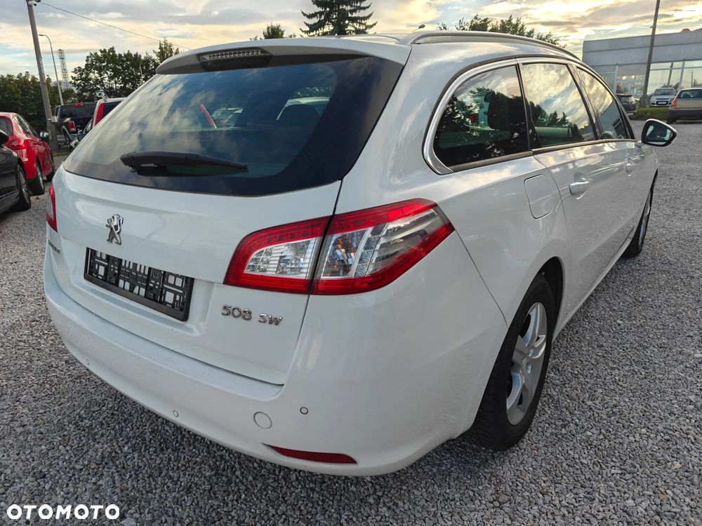 Peugeot 508 HDi FAP 140 Allure - 26
