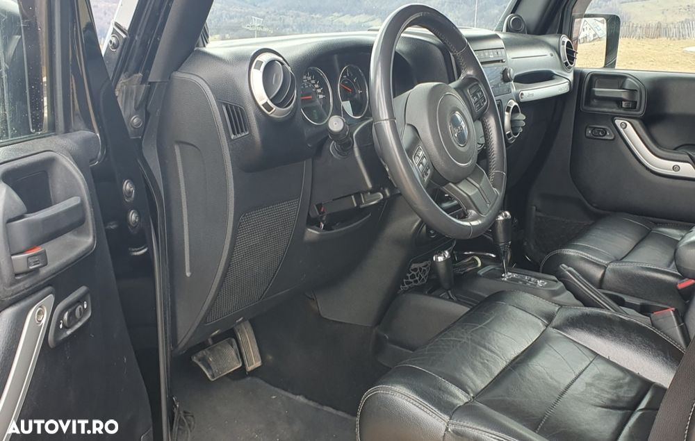 Jeep Wrangler 2.8 CRD AT Sahara - 26