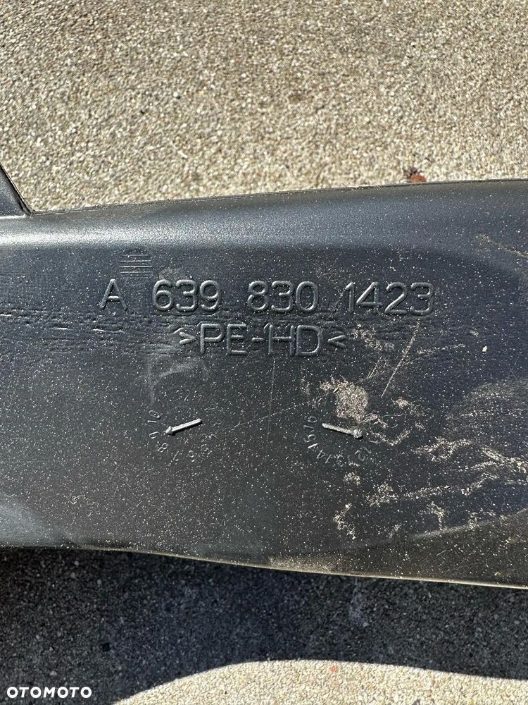 Rura Powietrza Tylna Mercedes Viano W639 A6398301423 - 2