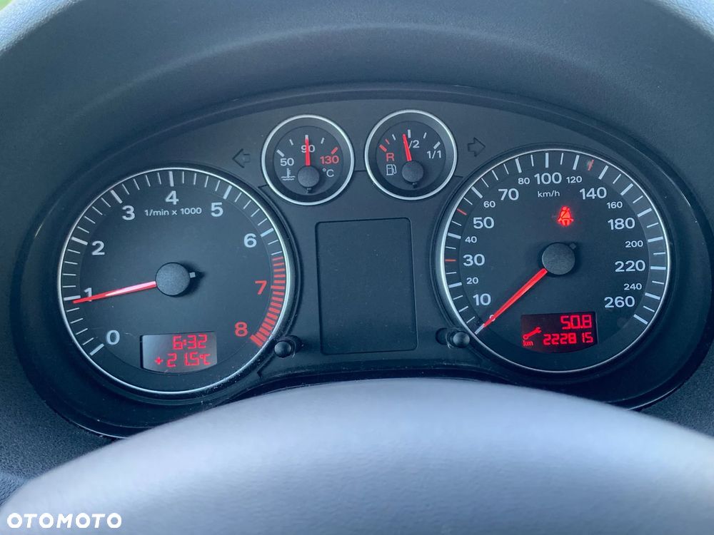 Audi A3 Sportback 1.6 Ambiente - 15