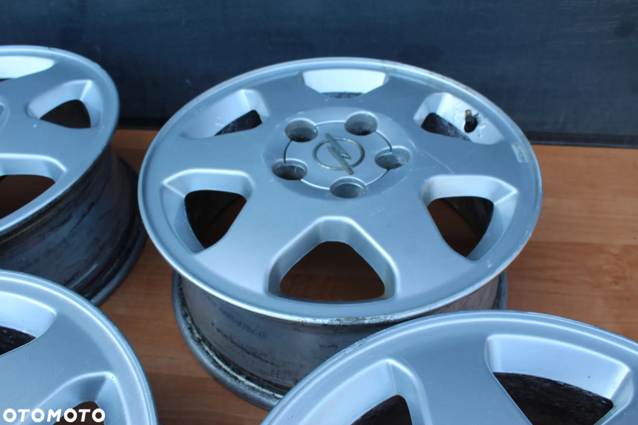FELGI ALUMINIOWE 15" 5x110 ET43  OPEL ZAFIRA A MERIVA A, ASTRA H, VECTRA C, SIGNUM - 15
