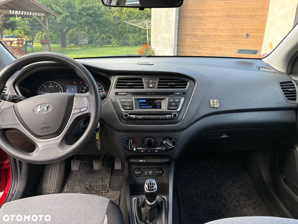 Hyundai i20 1.4 CRDi Classic + - 15
