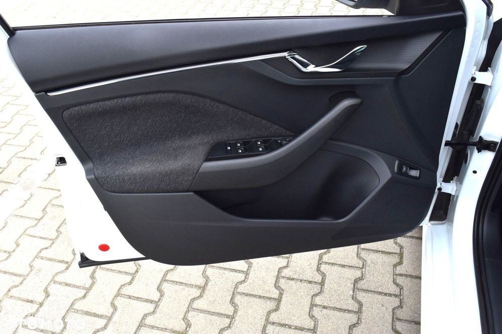 Skoda Kamiq 1.5 TSI Style DSG - 21