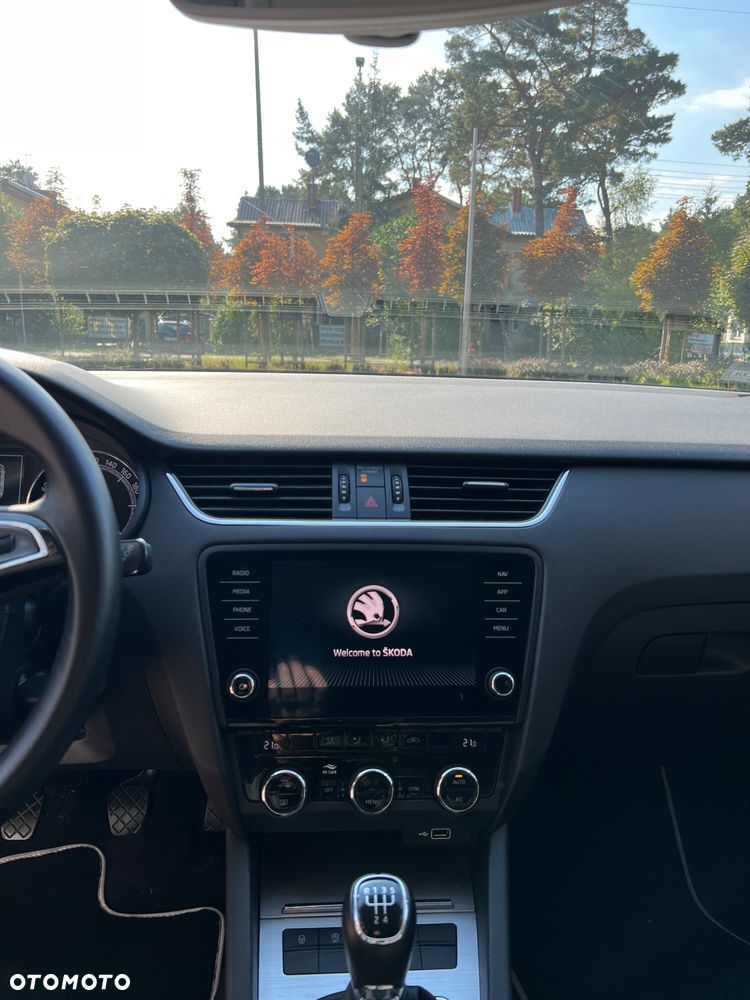 Skoda Octavia 1.6 TDI SCR Ambition - 8