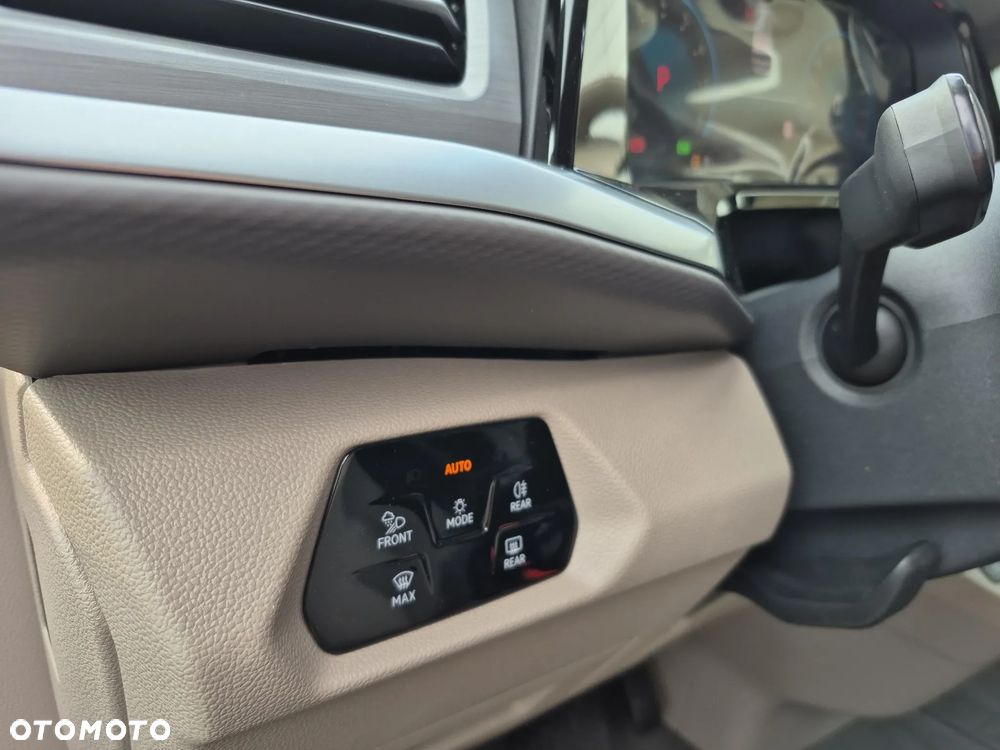 Volkswagen Multivan 1.5 TSI L2 Life DSG - 19