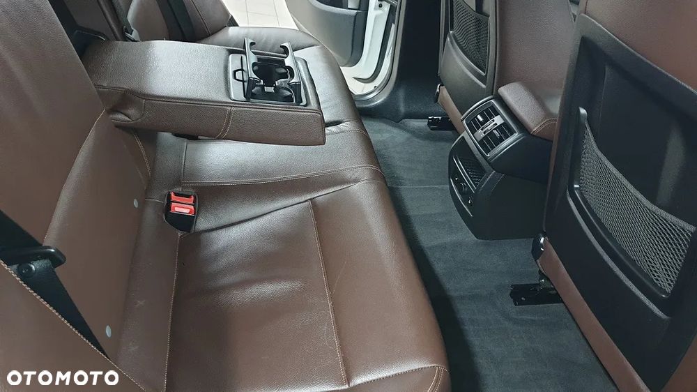 BMW X4 xDrive20i xLine - 24