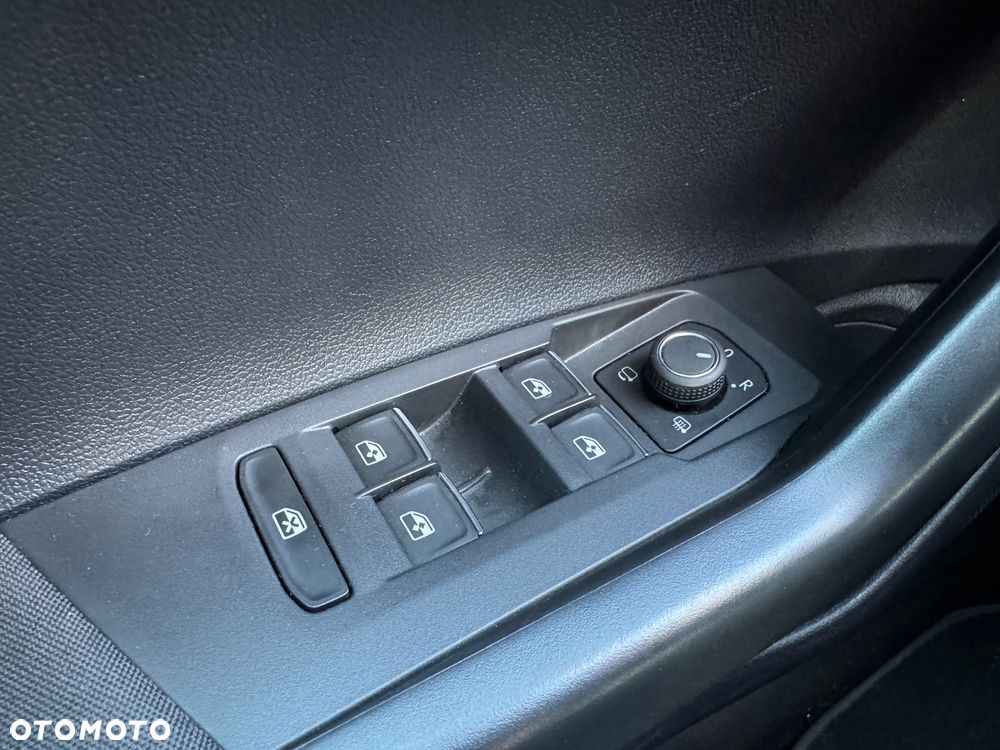 Volkswagen Polo 1.0 TSI Style - 24