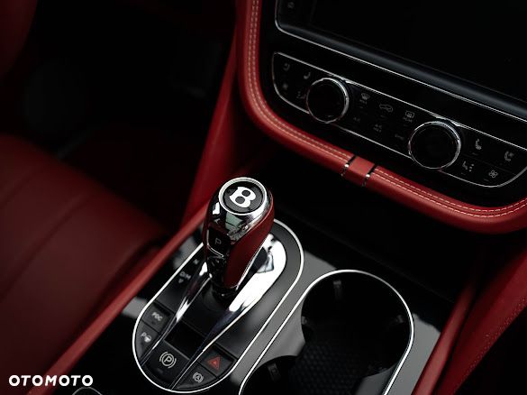 Bentley Bentayga - 23