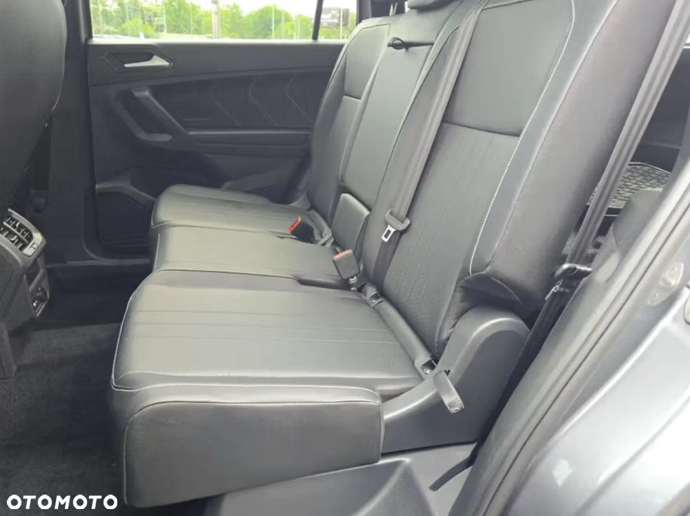 Volkswagen Tiguan - 23