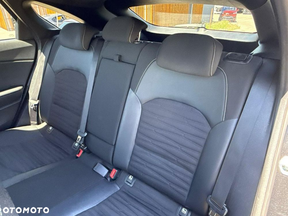 Kia ProCeed 1.5 T-GDI DCT7 OPF GT LINE - 27