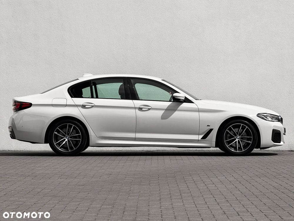 BMW Seria 5 520d xDrive M Sport sport - 4