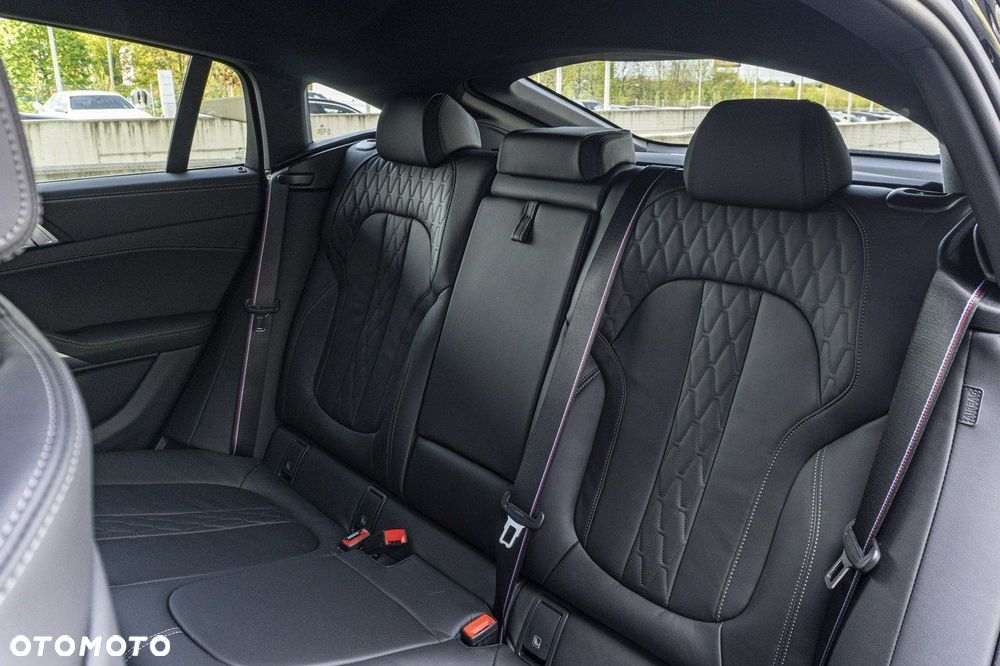 BMW X6 - 27