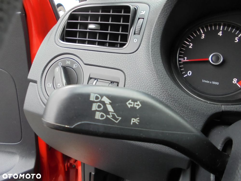 Volkswagen Polo 1.2 Team - 21