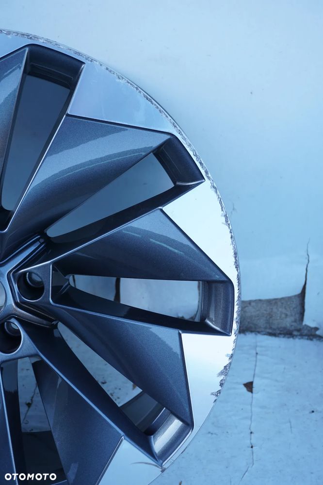 Skoda 5x112 21 8,5J et40 5LA601025L - 2