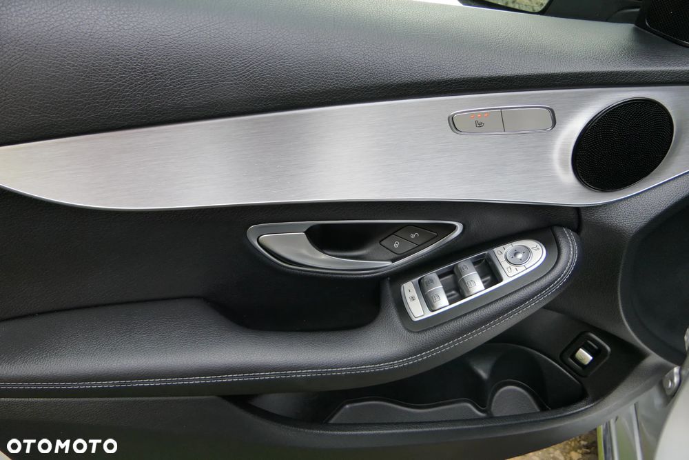 Mercedes-Benz Klasa C 180 7G-TRONIC Edition 1 - 30
