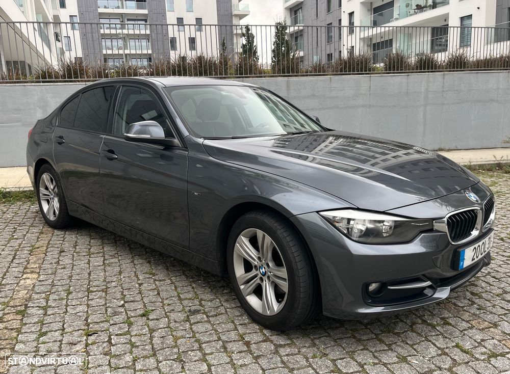 BMW 318 d Line Sport - 4