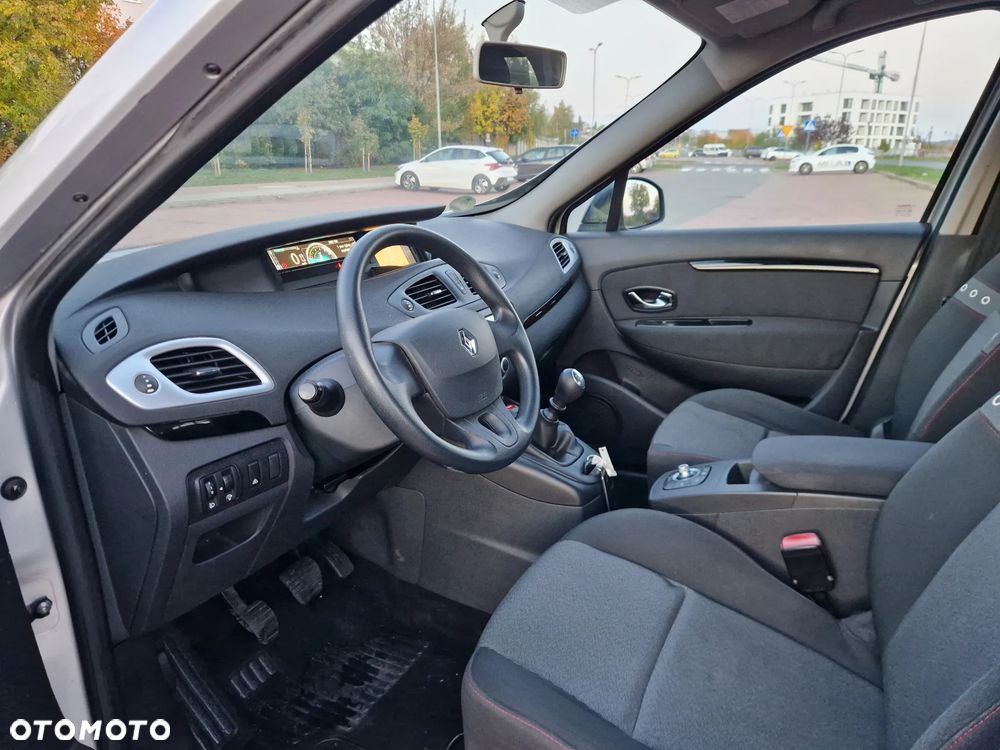 Renault Scenic - 35