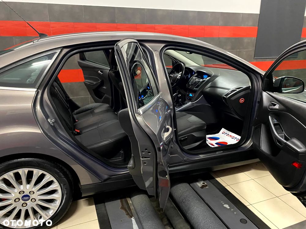 Ford Focus 1.6 Ti-VCT Titanium - 20