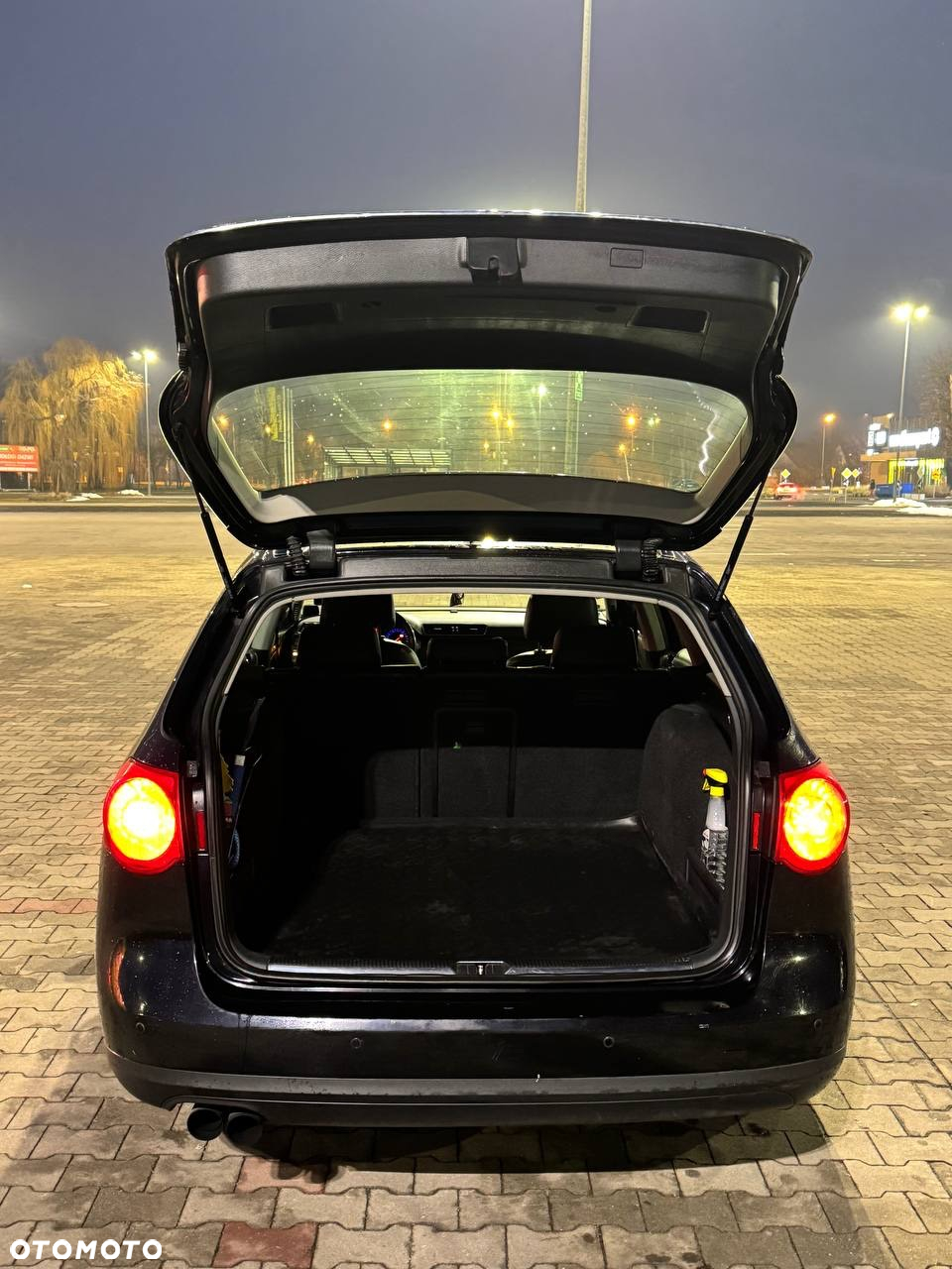 Volkswagen Passat 2.0 TDI Comfortline - 9