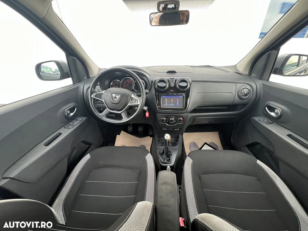 Dacia Lodgy 1.5 dCi 90 CP Stepway - 9