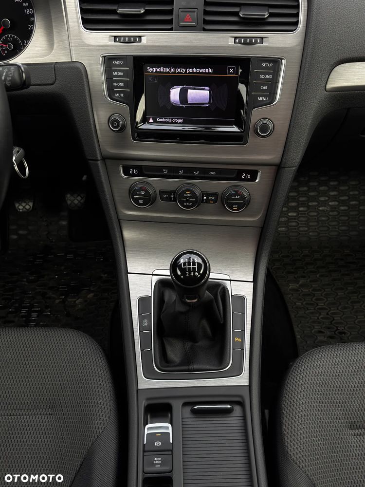 Volkswagen Golf VII 1.4 TSI BMT Comfortline - 28