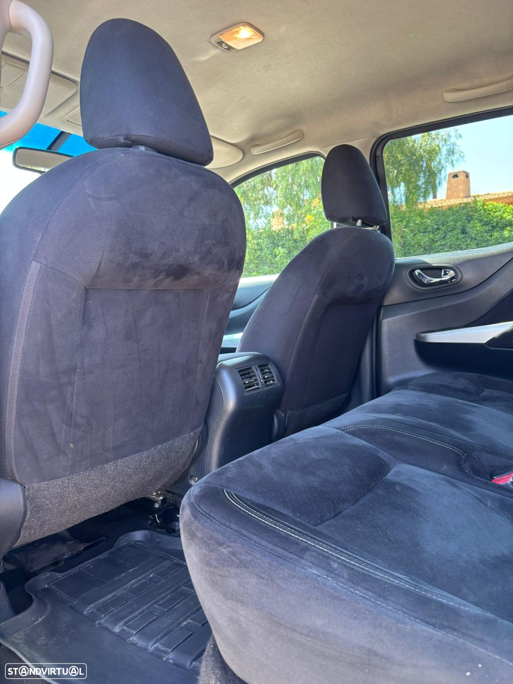Nissan Navara DC 4x4 S&S Acenta - 17