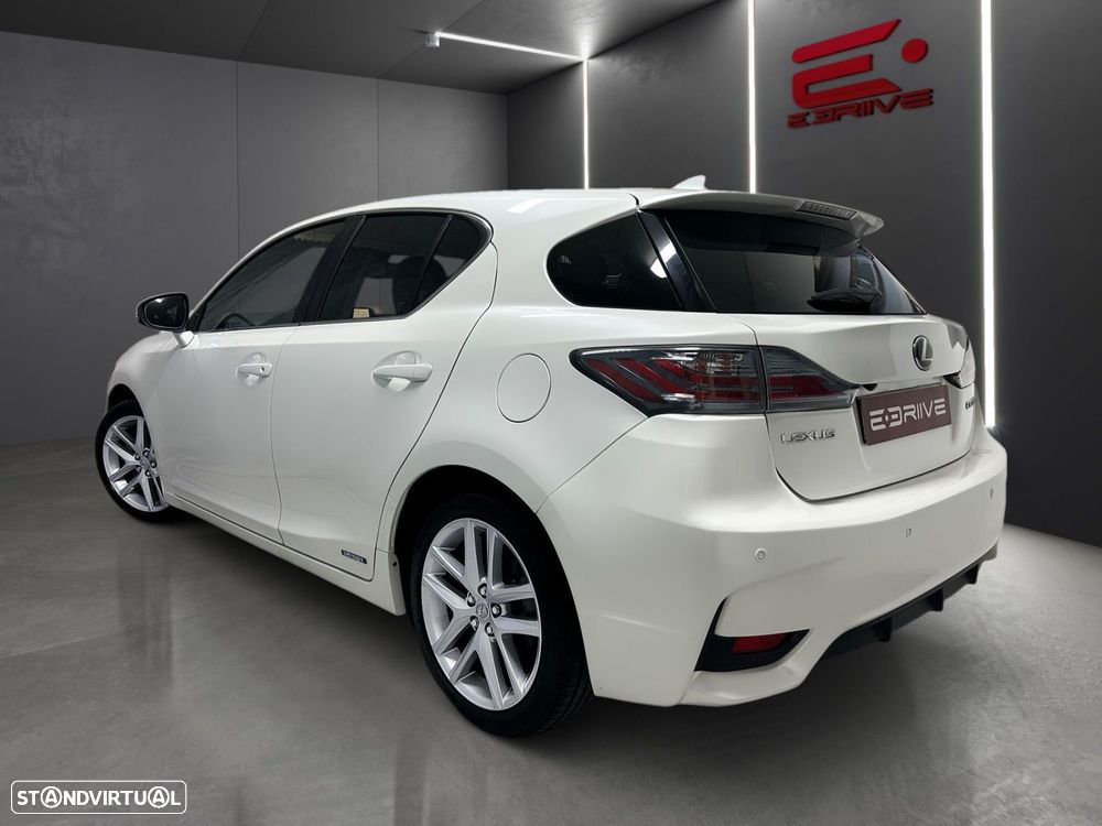 Lexus CT 200h - 7