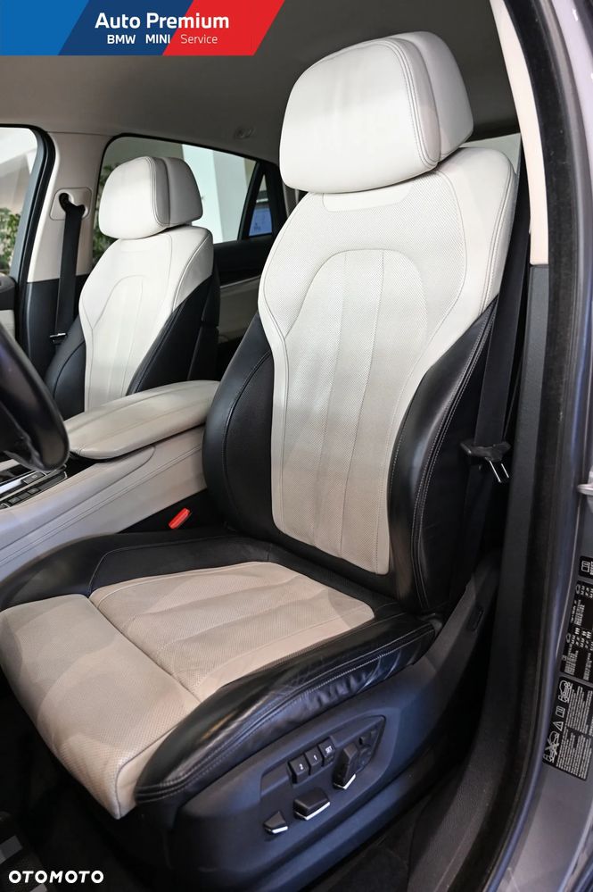 BMW X6 xDrive30d - 13