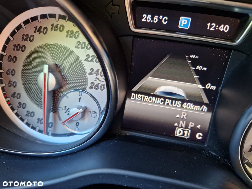 Mercedes-Benz CLA 200 CDI 7G-DCT Urban - 10