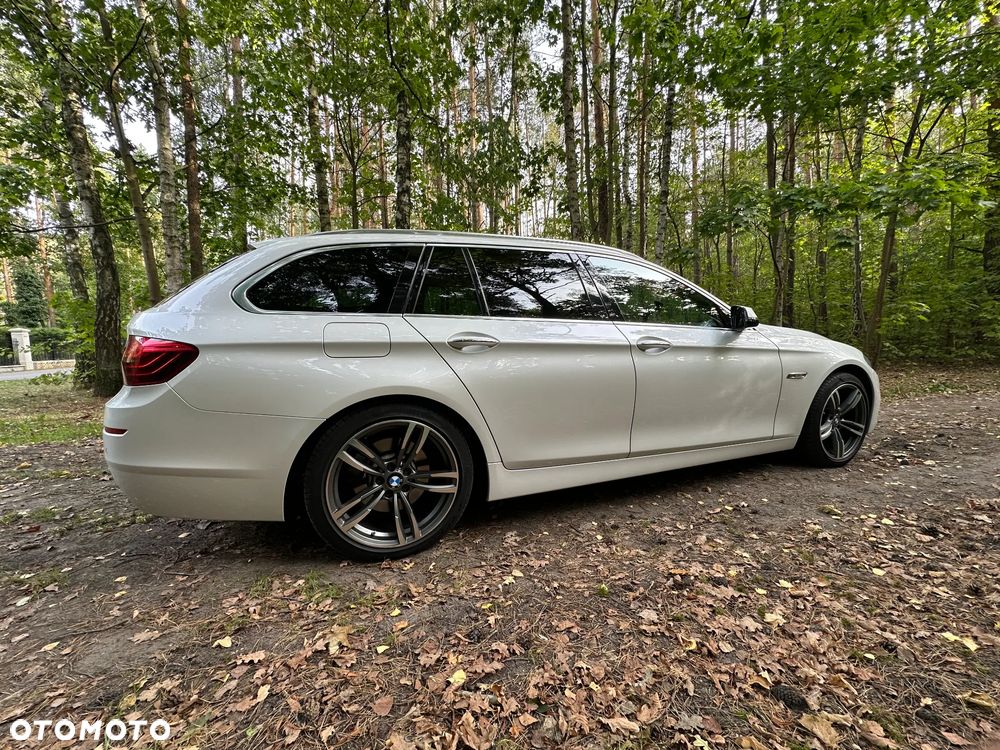 BMW Seria 5 525d Touring Luxury Line - 5
