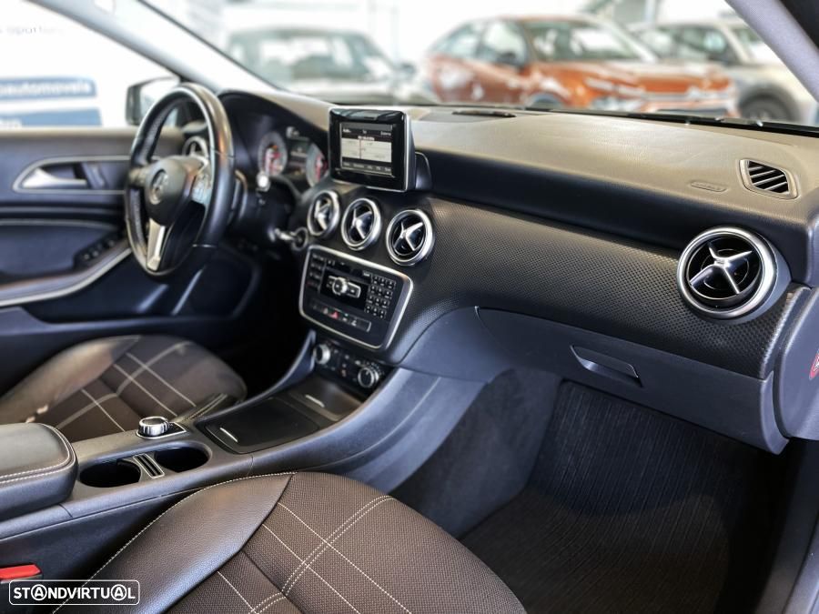 Mercedes-Benz A 180 CDi BE AMG Line Aut. - 27