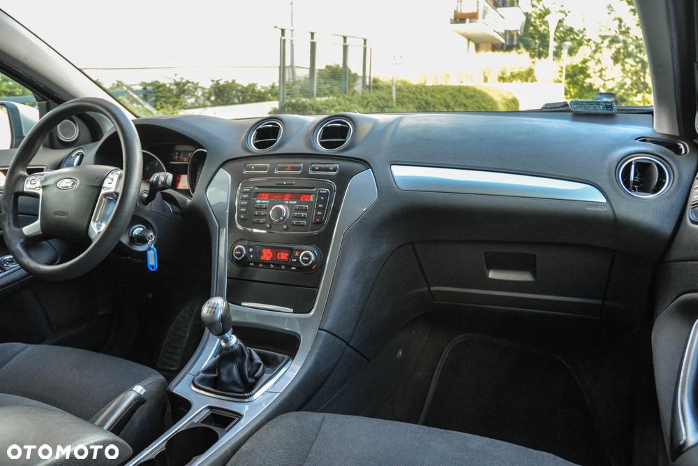 Ford Mondeo SW 2.0 TDCi Trend - 10