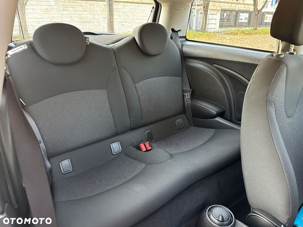 MINI ONE Standard - 18