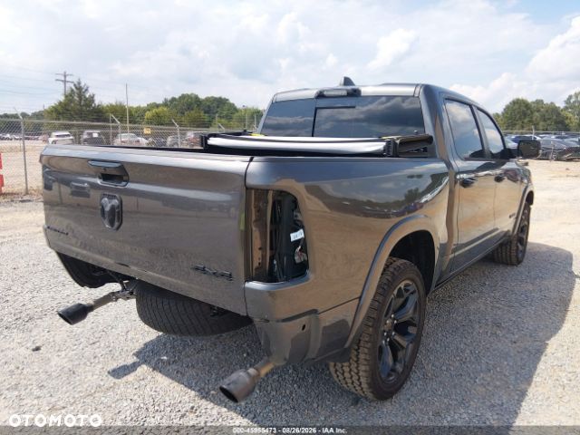 RAM 1500 5.7 Crew Cab Shortbed Limited Black - 5