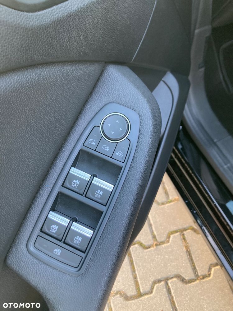 Renault Clio - 8