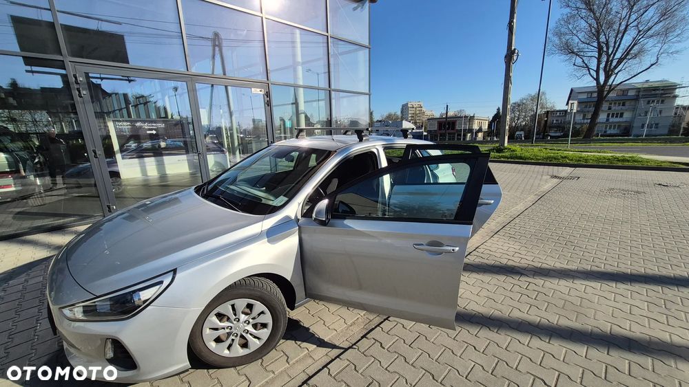 Hyundai i30 1.4 Classic + - 23