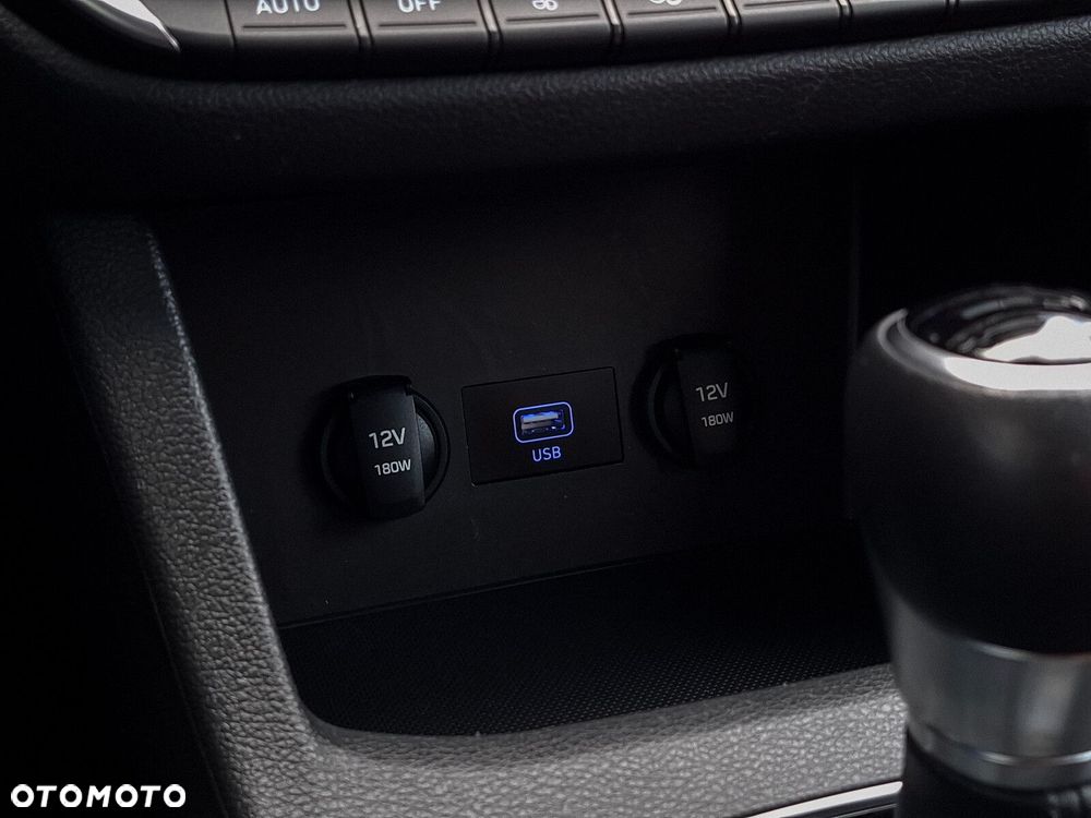 Hyundai i30 1.0 T-GDI Smart DCT - 23