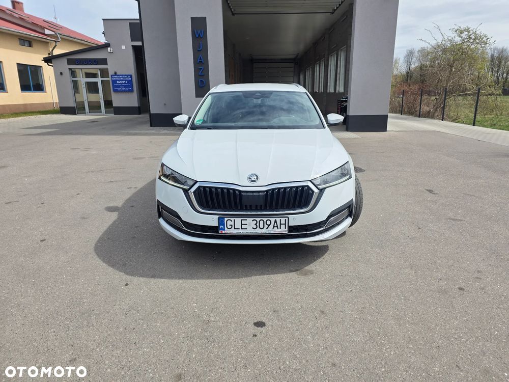 Skoda Octavia 2.0 TDI DSG Ambition - 2