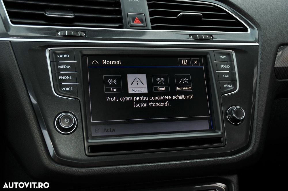 Volkswagen Tiguan 2.0 TDI DSG 4Mot Highline - 26
