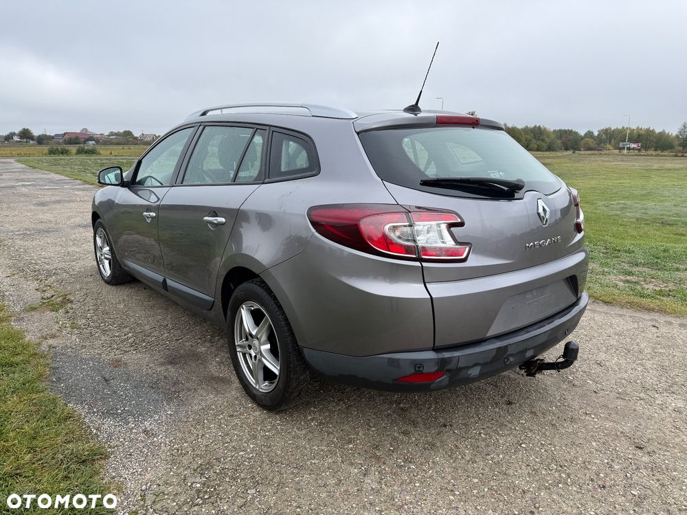 Renault Megane TCe 180 Dynamique - 7
