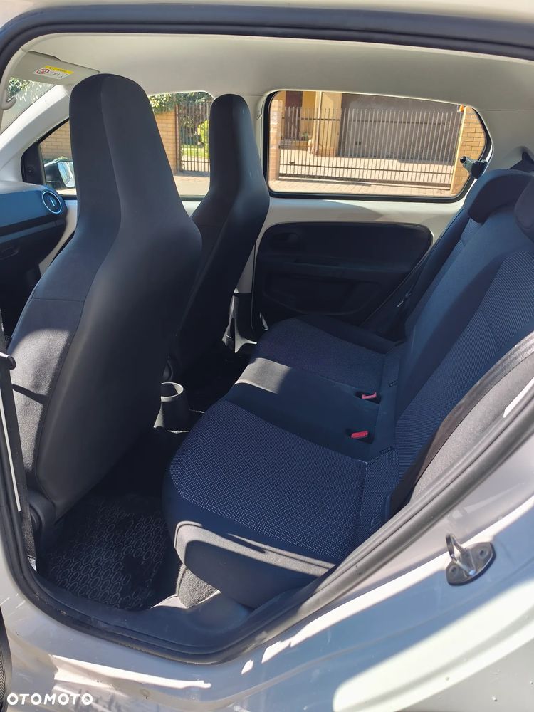 Volkswagen up! Standard - 9