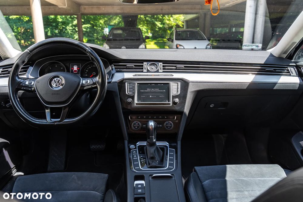 Volkswagen Passat 2.0 TDI BMT Highline DSG - 11
