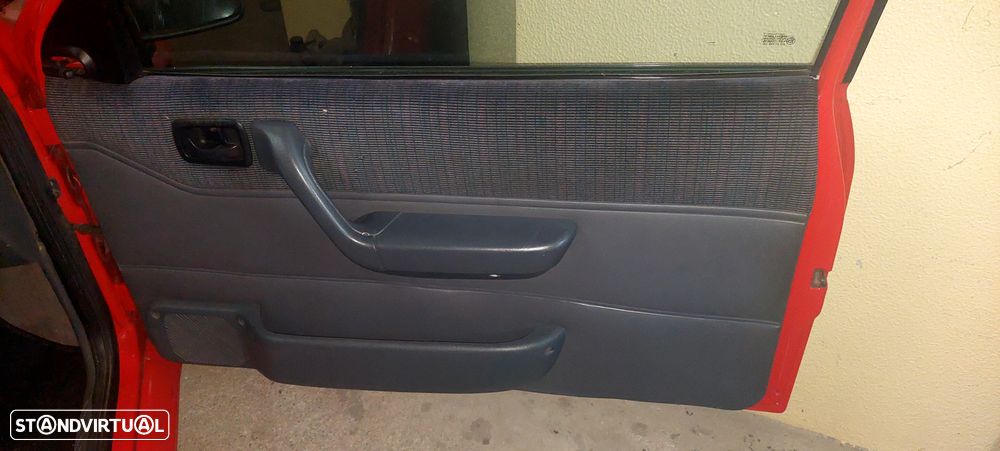 Ford Fiesta 1.8 XR2i 16V - 4