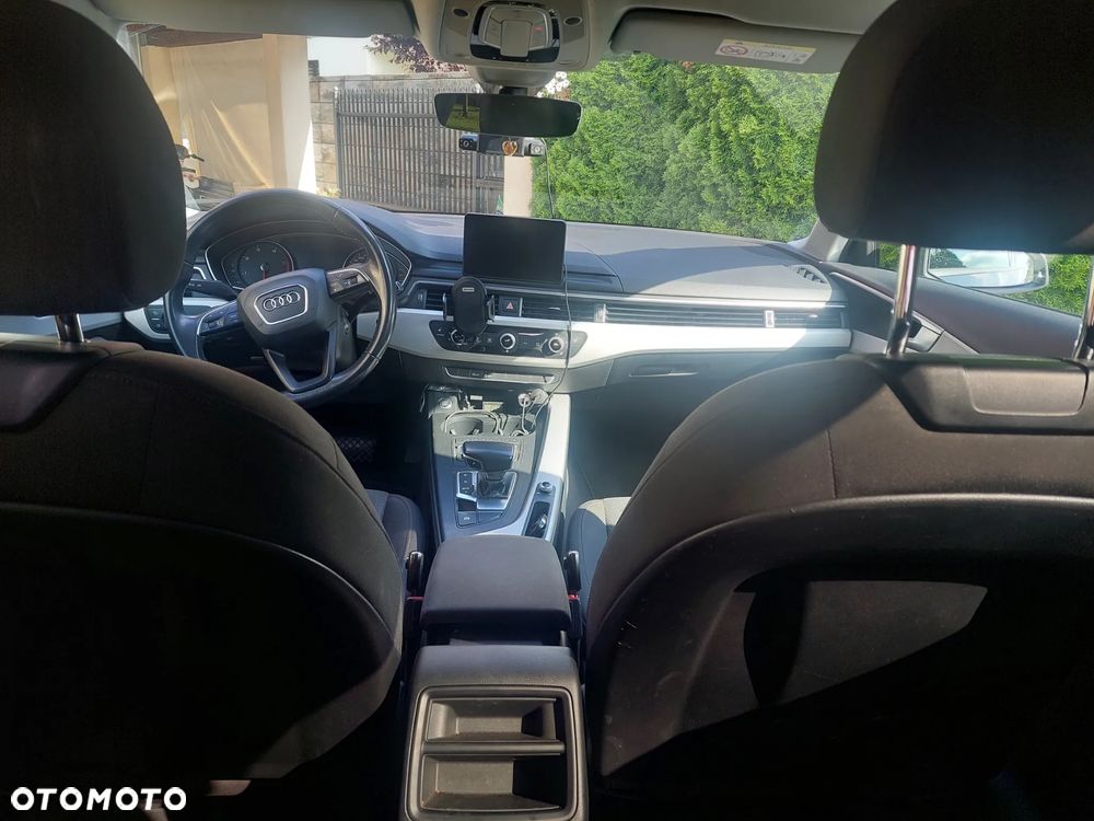 Audi A4 Avant 35 TDI S tronic - 17